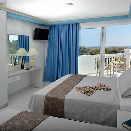 Callinica 3* تسيليفي