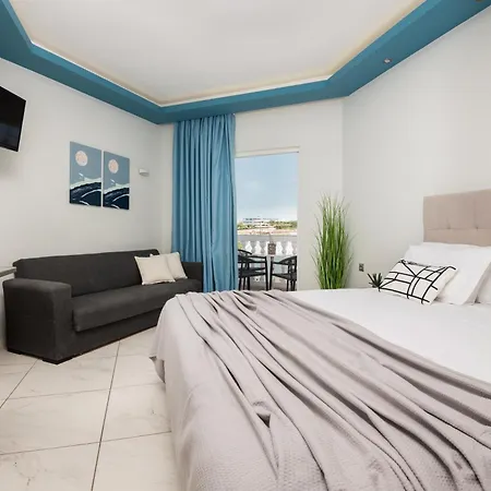 Hotel Callinica 2*