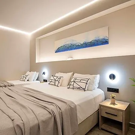 Callinica Hotel