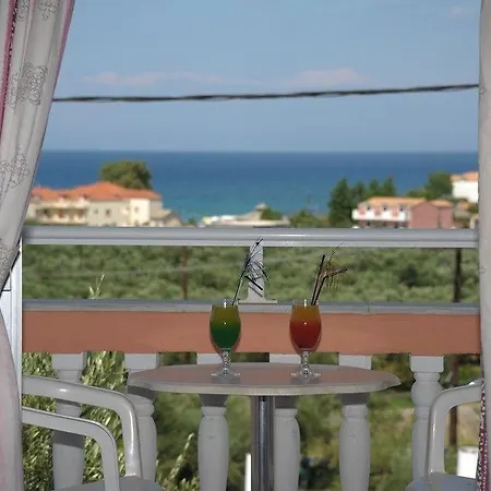 Ξενοδοχείο Callinica 2*